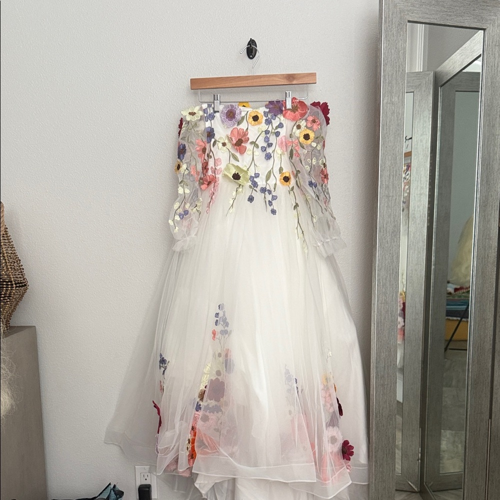 Little girls size 8-10 Floral Embroidered White dress